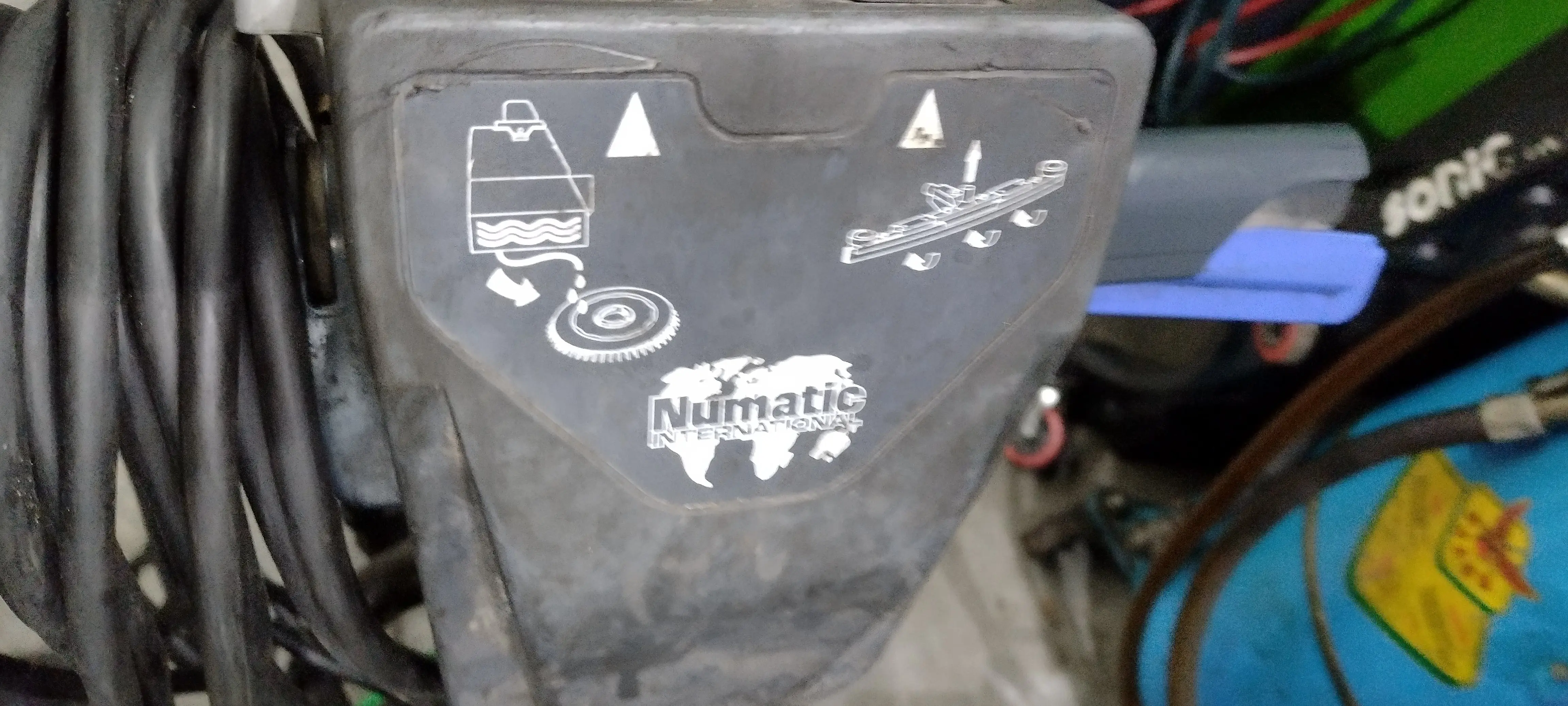 myjka do podłóg NUMATIC łódź