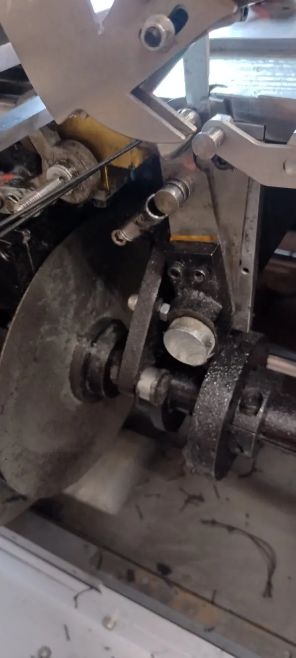 regulacja głównego wału napędowego maszyny wiązacej - Serwis maszyn łódź – naprawa maszyn łódź – naprawa maszyn przemysłowych – automatyka przemysłowa –