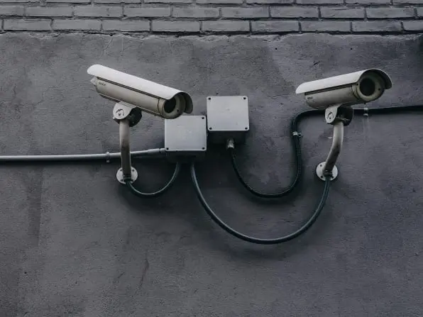 systemy zabezpieczeń – systemy zabezpieczeń Łódź - kamery przemysłowe – monitoring domu -  instalacje IT - kontrola dostępu – alarmy – domofon - monitoring obejścia firmy montaż